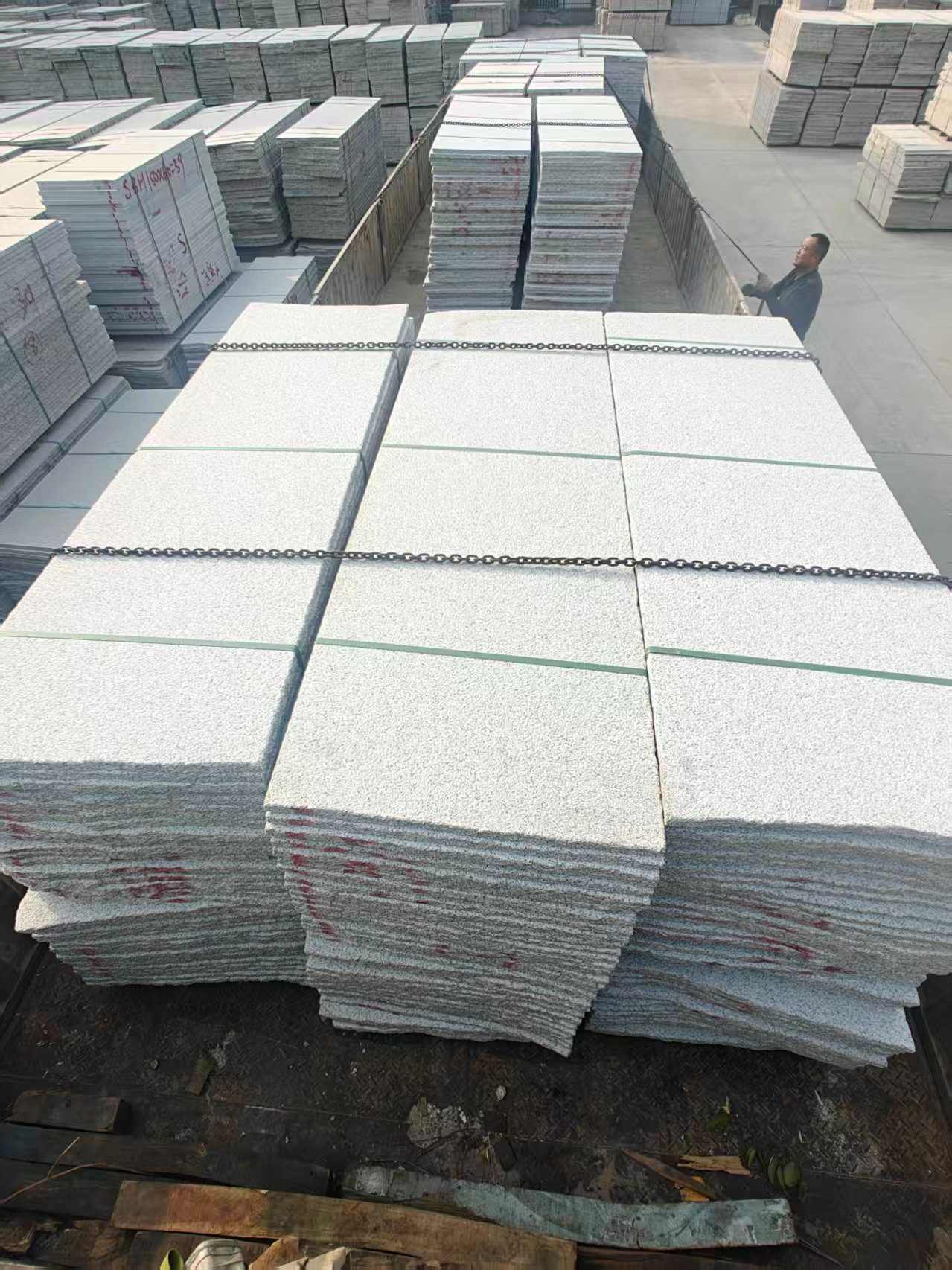 广安芝麻白毛板，石材毛板