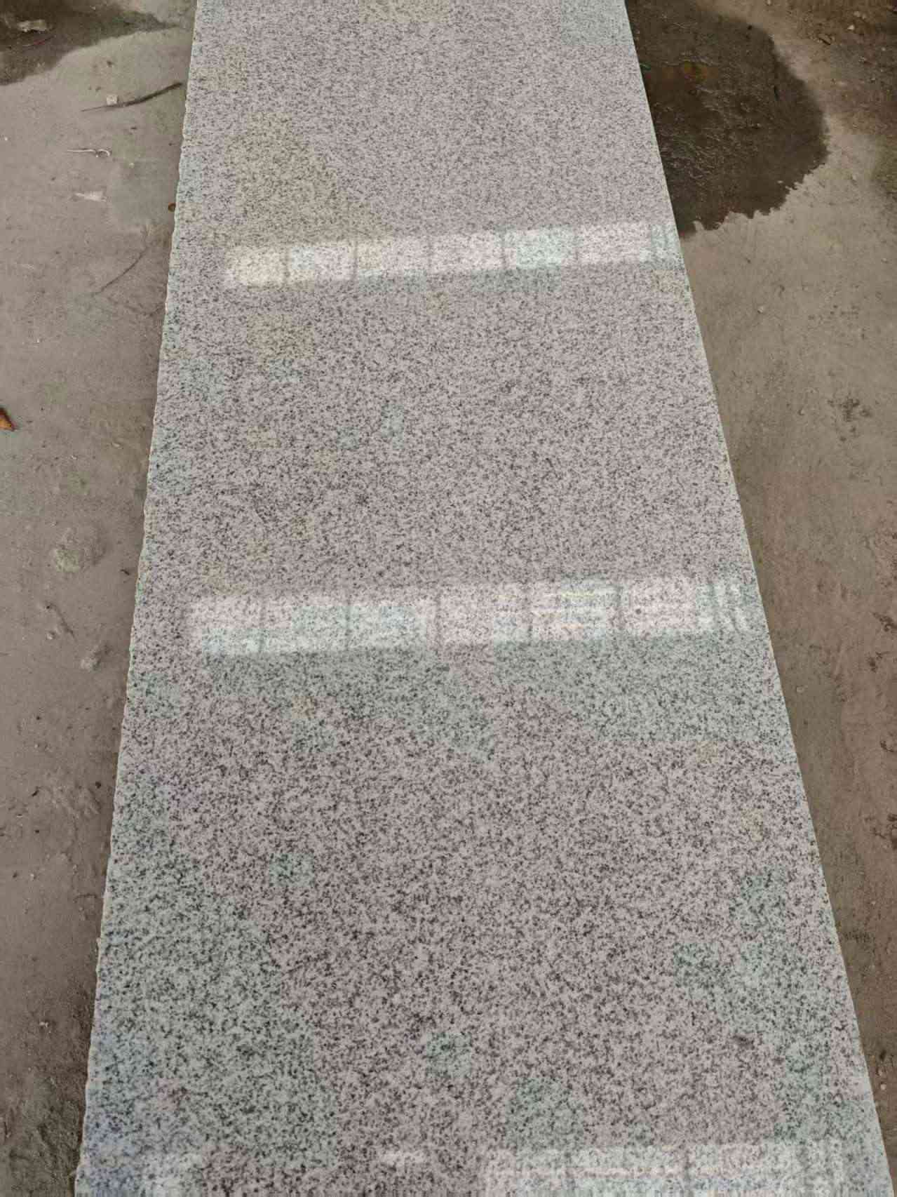 广安芝麻白光面毛板